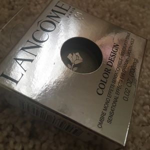 Lancôme eyeshadow in 506 sage